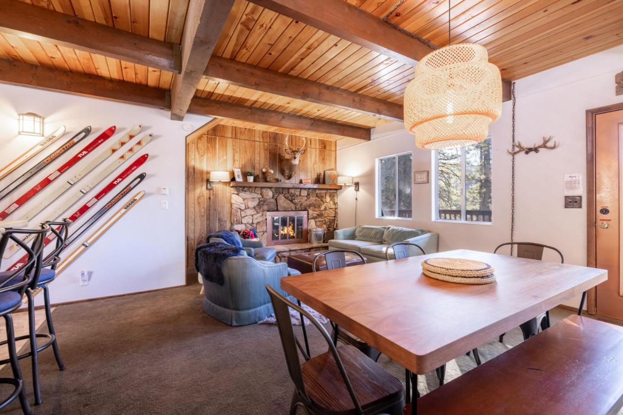 ビッグ・ベアー・レイク Chipmunk Treehouse #1983ヴィラ エクステリア 写真